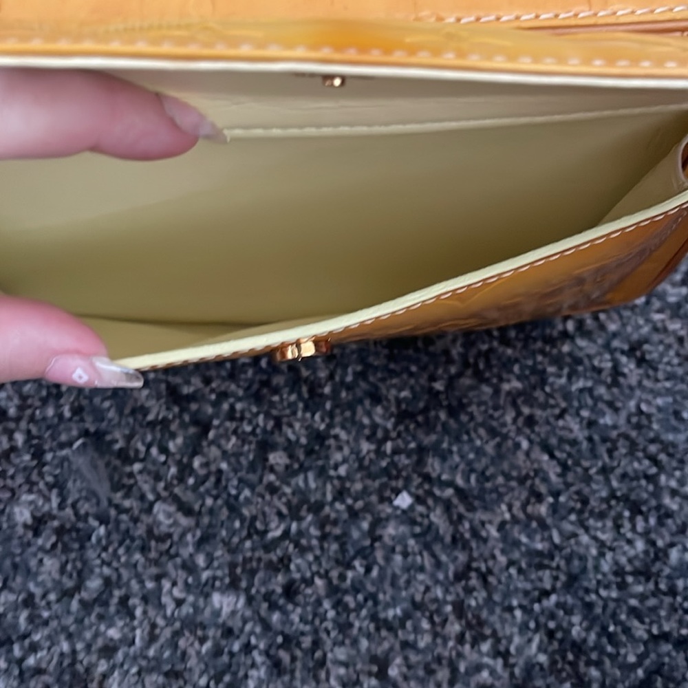 Louis Vuitton Vernis Belt Bag | Yellow - Picture 2 of 5